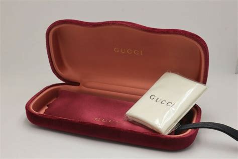 gucci iphone case woman in sunglasses|gucci sunglasses case velvet.